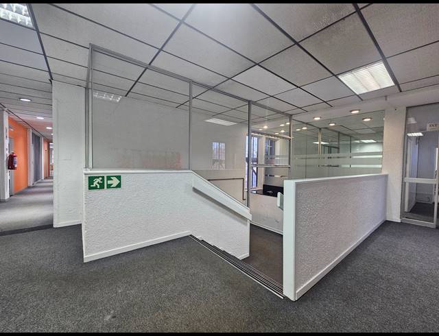 1,820M² WAREHOUSE TO LET IN ISANDO